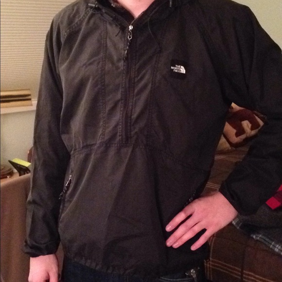 north face half zip windbreaker